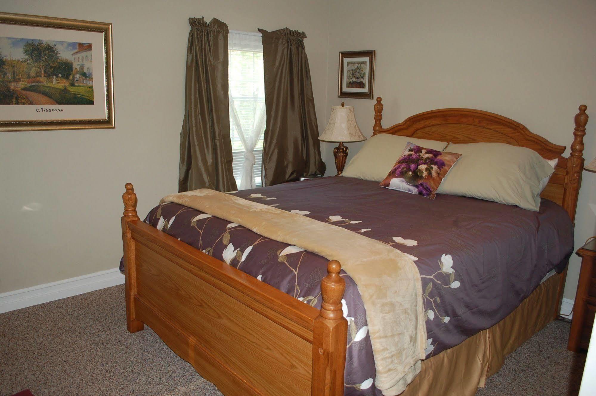 Apartment Accommodations Niagara Bed & Breakfast Niagara Falls